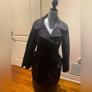 French Connection Trench Coat. Black. Size 8. Never worn, NWT
